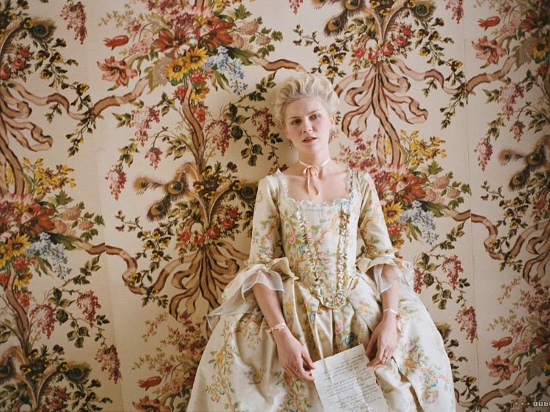 leleganza-senza-tempo-dello-stile-di-maria-antonietta